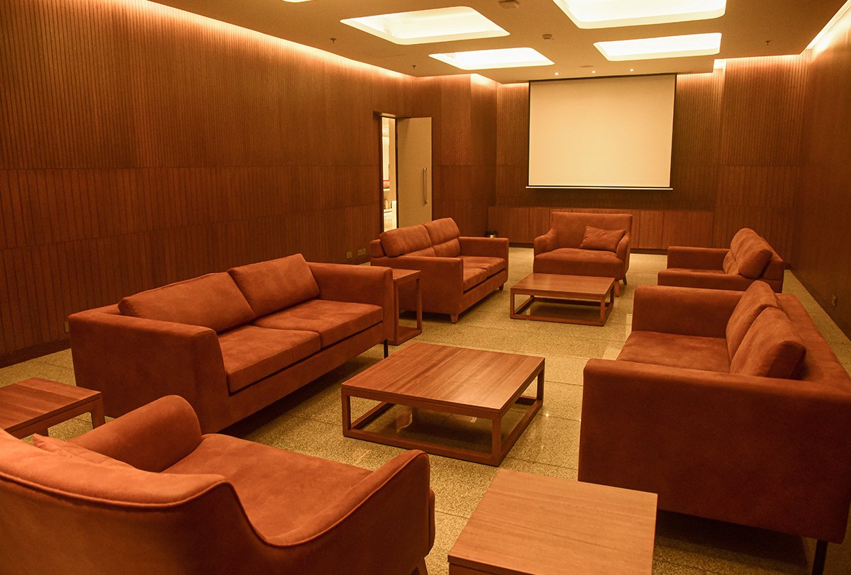 600 sqft Office at Mani Casadona on sale